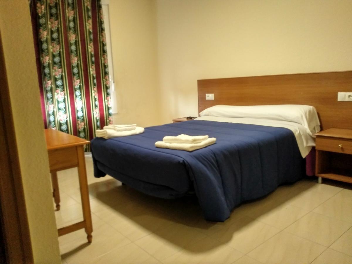 Hostal Orly Camponaraya Extérieur photo